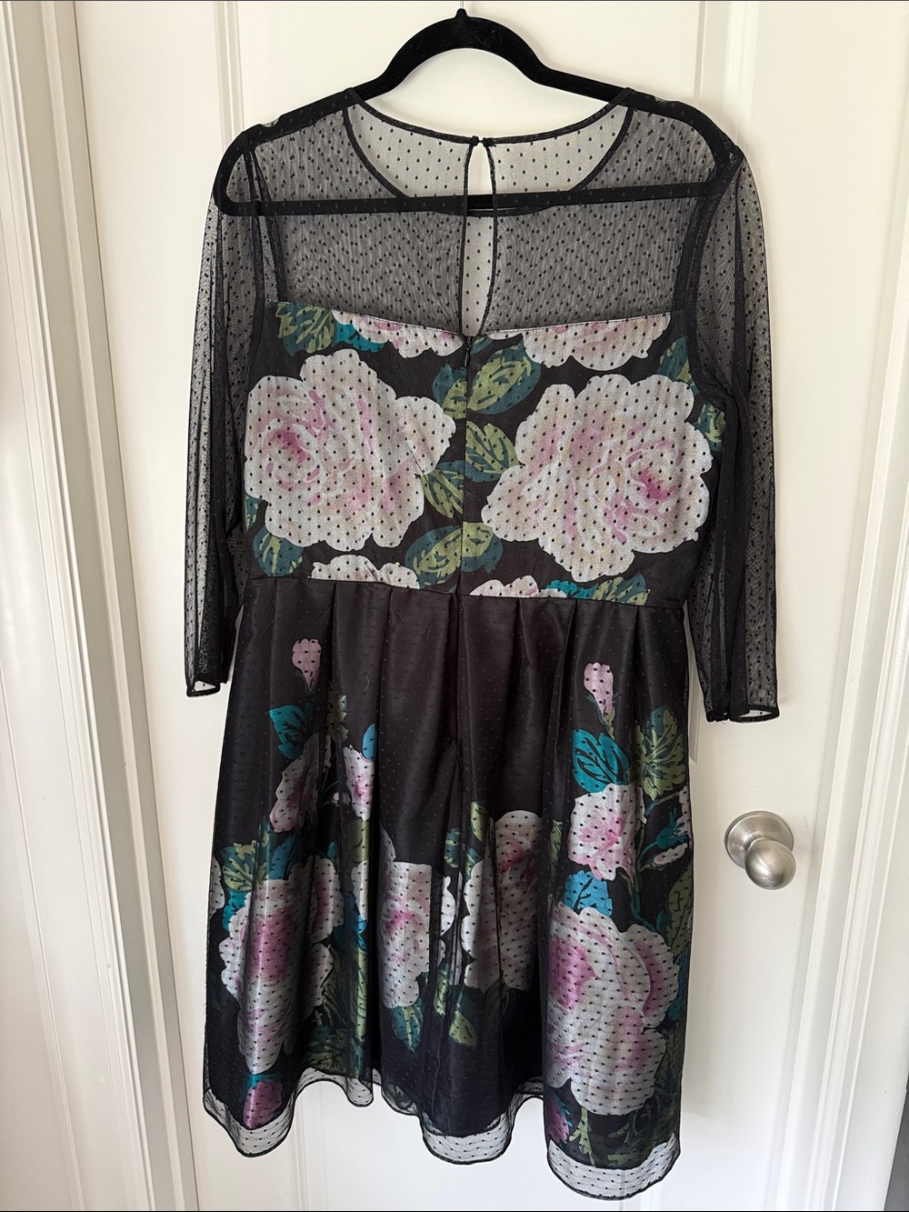 Black floral dress - Picture 3 of 7